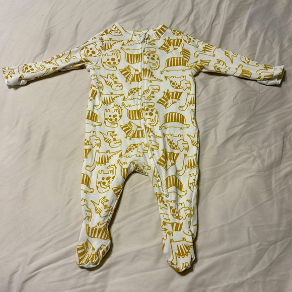 Yellow Dinosaur footies - Picture 1 of 6